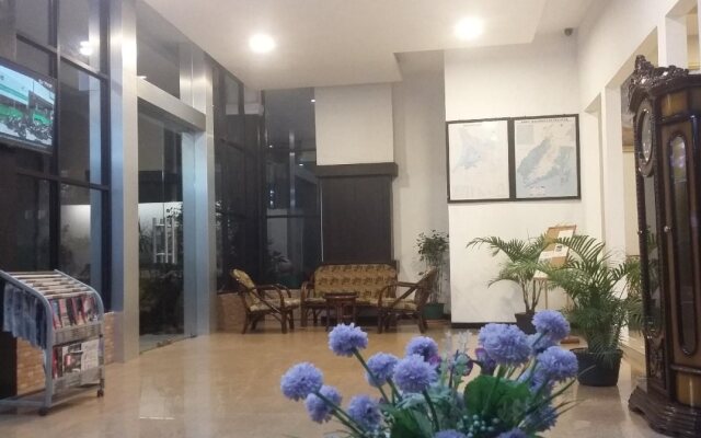Queen City Hotel