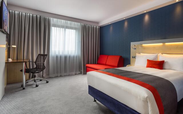 Holiday Inn Express London-Watford Junction, an IHG Hotel