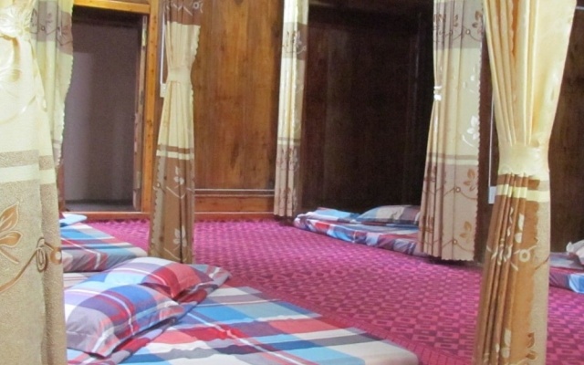 Yen Nhu Guesthouse - Hostel – Guest Rooms – Bac Ha