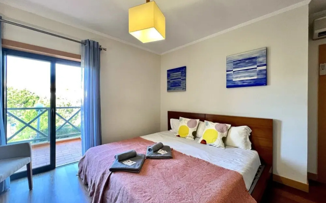 Albufeira Modern 3 With Pool by Homing