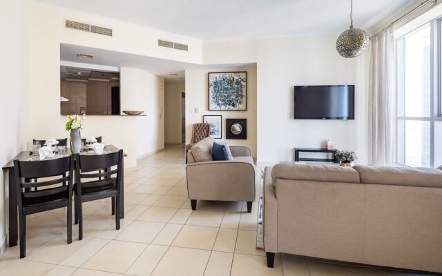 Stylish & Spacious 2BR In Dubai Marina