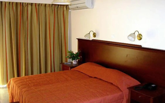 Apollo Hotel