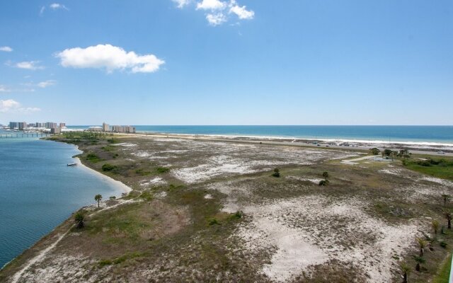 Crd0909 2 Bedroom Condo