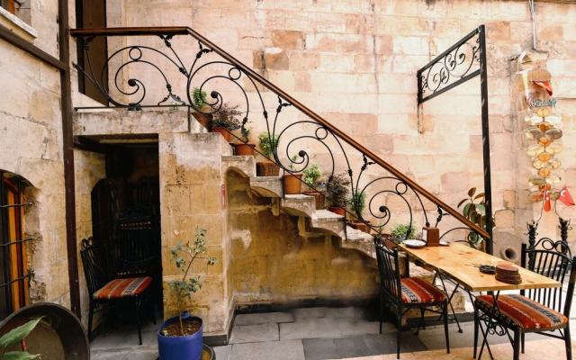 Doğanbey Konaği