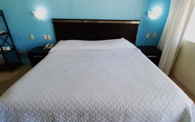 "room in Guest Room - Studio 502 Inside Cancun Resort"