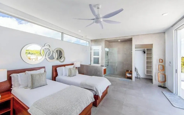 2bdr Beachside Vacation Villa, Hotel Amenities v6