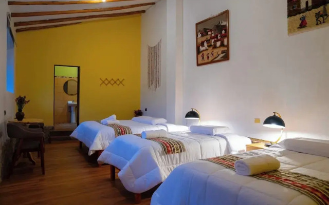 Casa Mayta Hotel