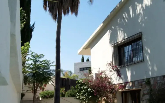 Luxury Villa in Residential Area of Benidorm