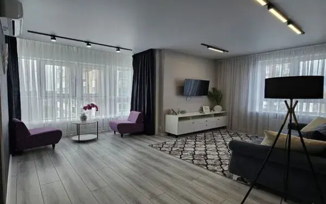 Апартаменты Ключ-Комфорт  на ул. Аблукова, д. 16