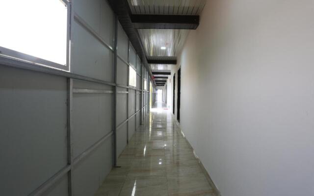 Capital O 85712 Hotel Star Inn