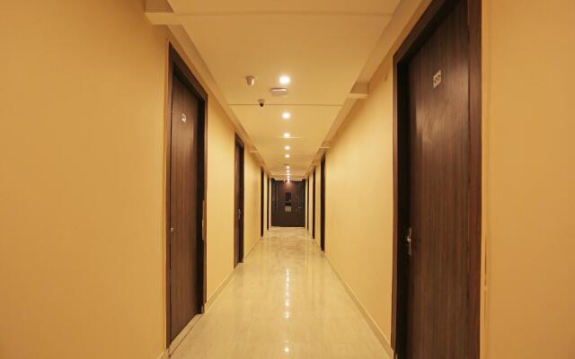 OYO Flagship 15751 Main Wazirabad Road