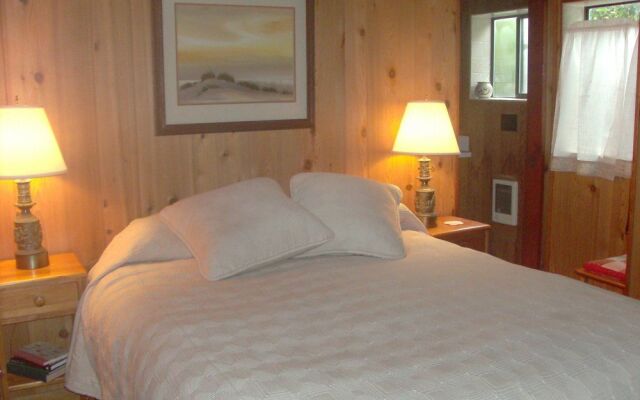 Shaw's Oceanfront Bed and Breakfast