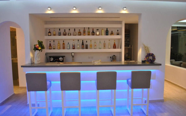 Petinaros Hotel