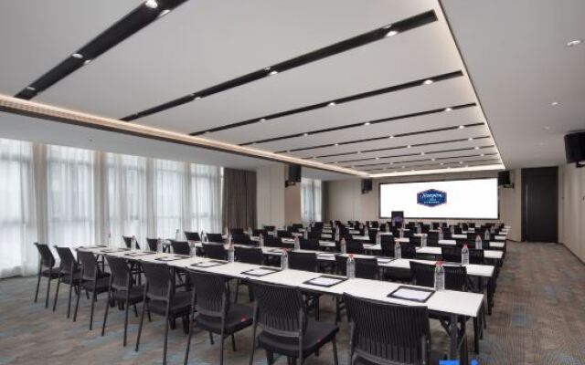 Hampton by Hilton Langfang