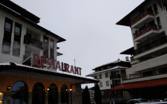 Pine Tree Apartment 2 - B7