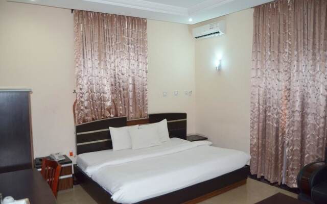 Harmonia Hotel
