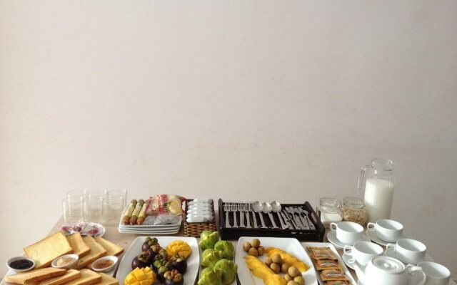 Lu Khach Quan Guesthouse