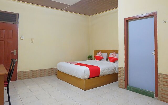 OYO 1590 Hotel Jambi Prima