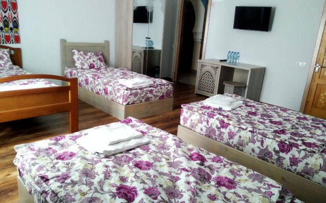 Sim-Sim Hotel