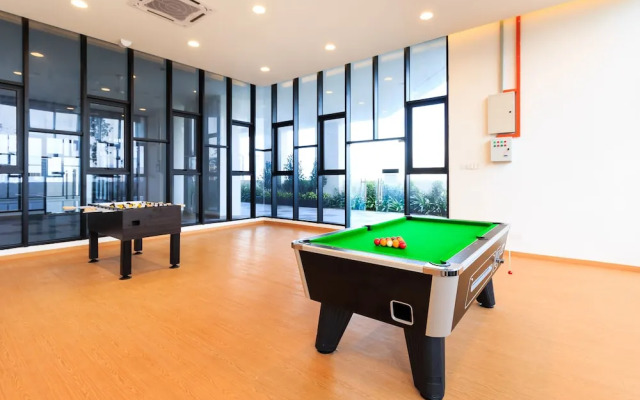 J DUPION Boutique Suites by NowHere