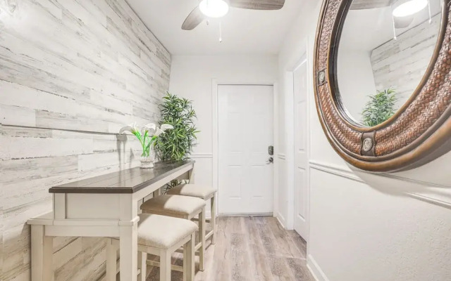 Hollywood Hideaway: Close to Dtwn & Beaches