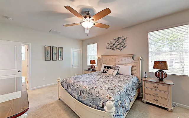 Cloisters - 4 Br Home