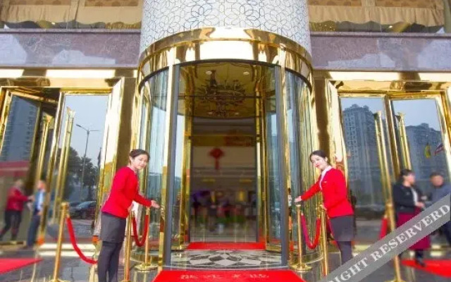Guigang Wenhua International Hotel (City Government High-speed Railway Station)