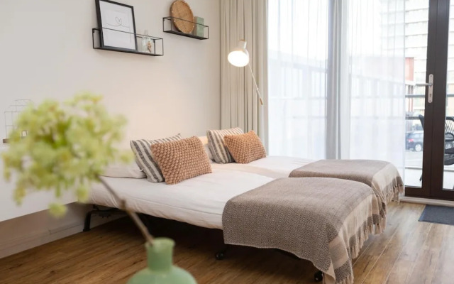 Apartment in Den Haag With Balcony