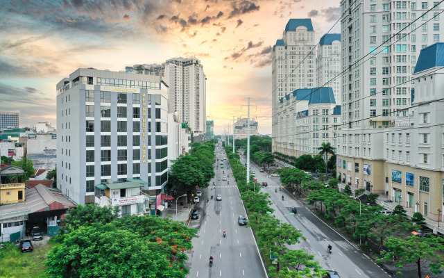 Reyna Hotel Hanoi