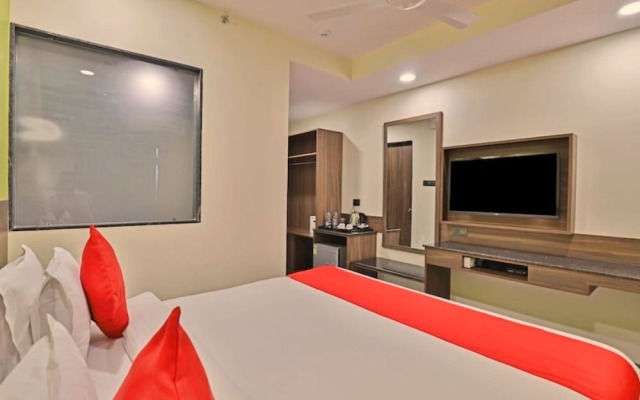 GenX Surat BY 1589 Hotels