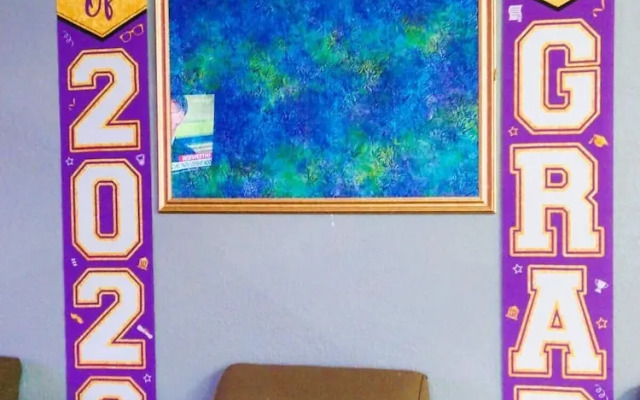 Grand View Plaza Inn & Suites