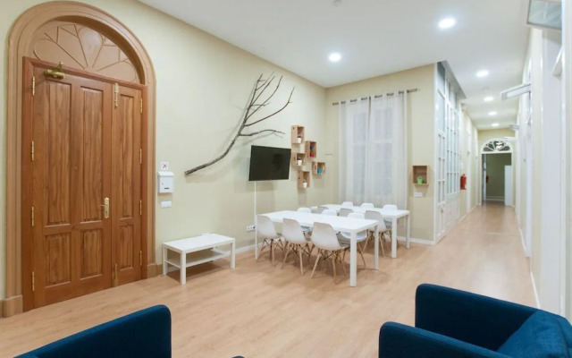 Triana Bella Suites