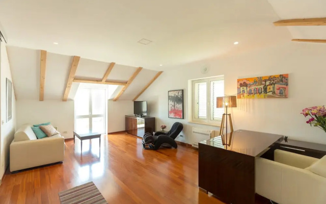 Hedera Estate Hedera A16