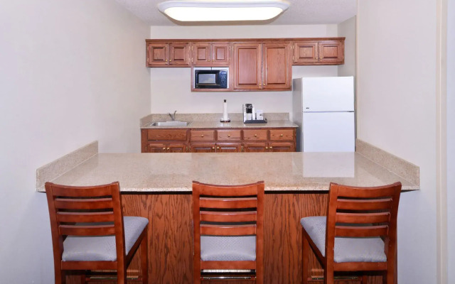 Holiday Inn Express & Suites Sioux Falls At Empire Mall by IHG