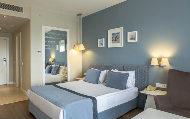 Seashell Resort & Spa