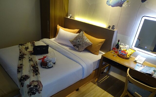 Red Mango Suites