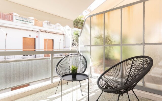 Petite 1BR Apartment in Exarchia