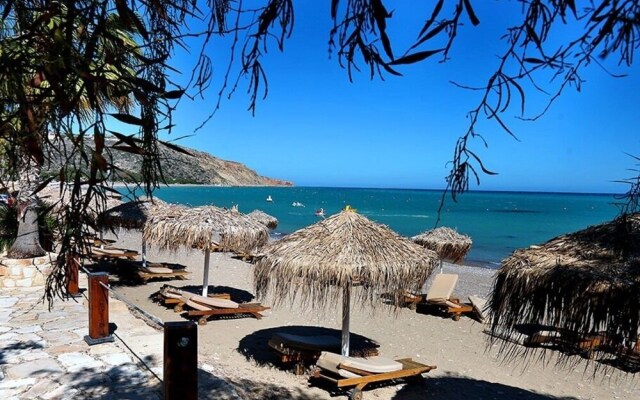 Skeleas Pissouri Apartments
