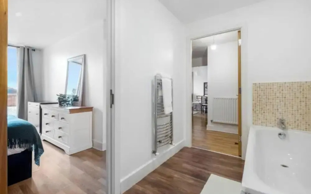 Spacious 2-bed Apartment in Birmingham