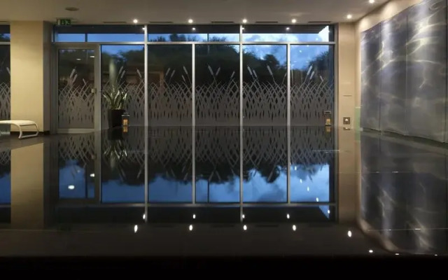 Captains Club Hotel Apartments And Spa