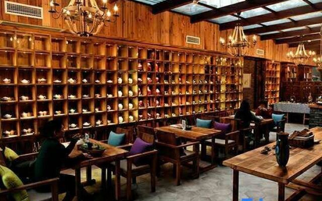 Meitaoyuan Inn