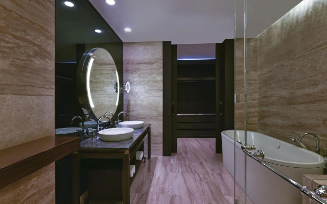 The Westin Doha Hotel & Spa