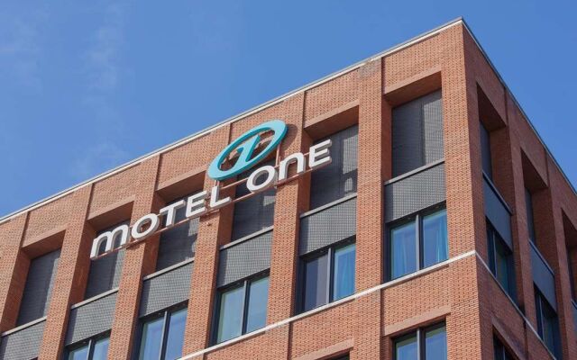 Motel One Wiesbaden