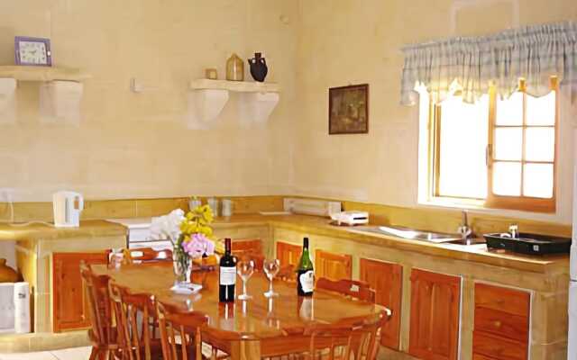 Ta' Gittu II Farmhouse