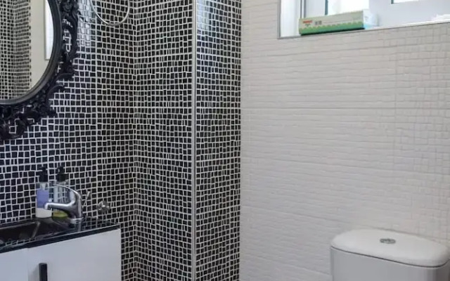 Rio Suburban Escape - A Luxurious Retreat