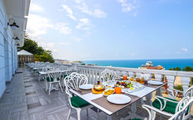 Mell Hotel