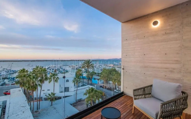 w Deluxe Penthouse in La Paz