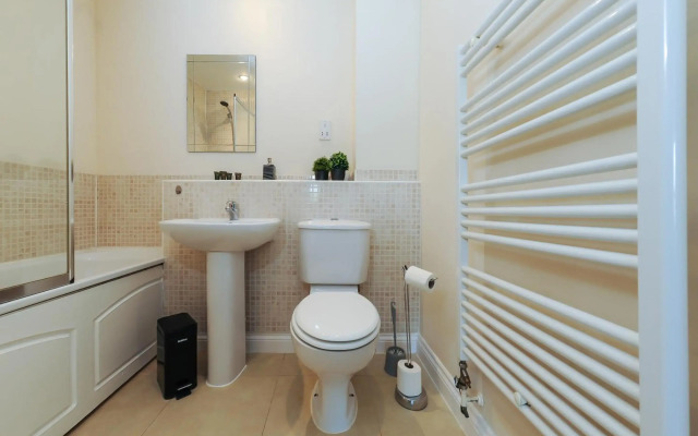 Hunters Wharf River View by Select SA