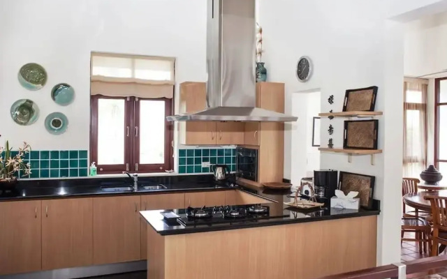 3BR Seaview Sunrise Villa Santi Thani