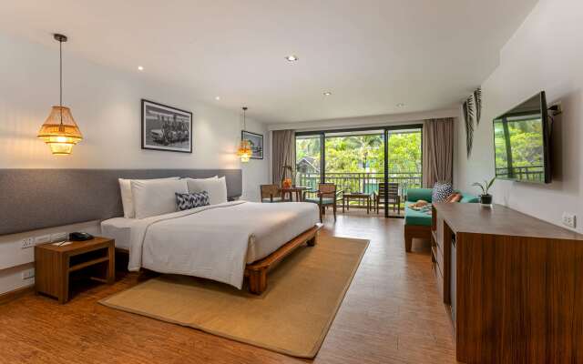 Outrigger Khao Lak Beach Resort